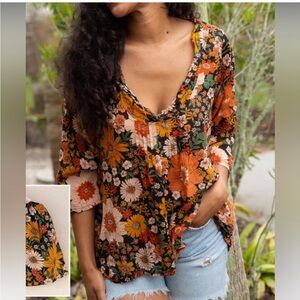 NATURAL LIFE hippie Floral tunic Top in Black, Orange, and Green